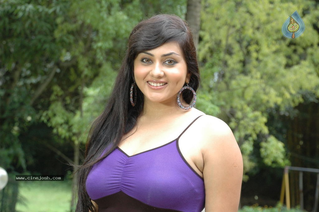 Love College Movie New Stills - 33 / 45 photos