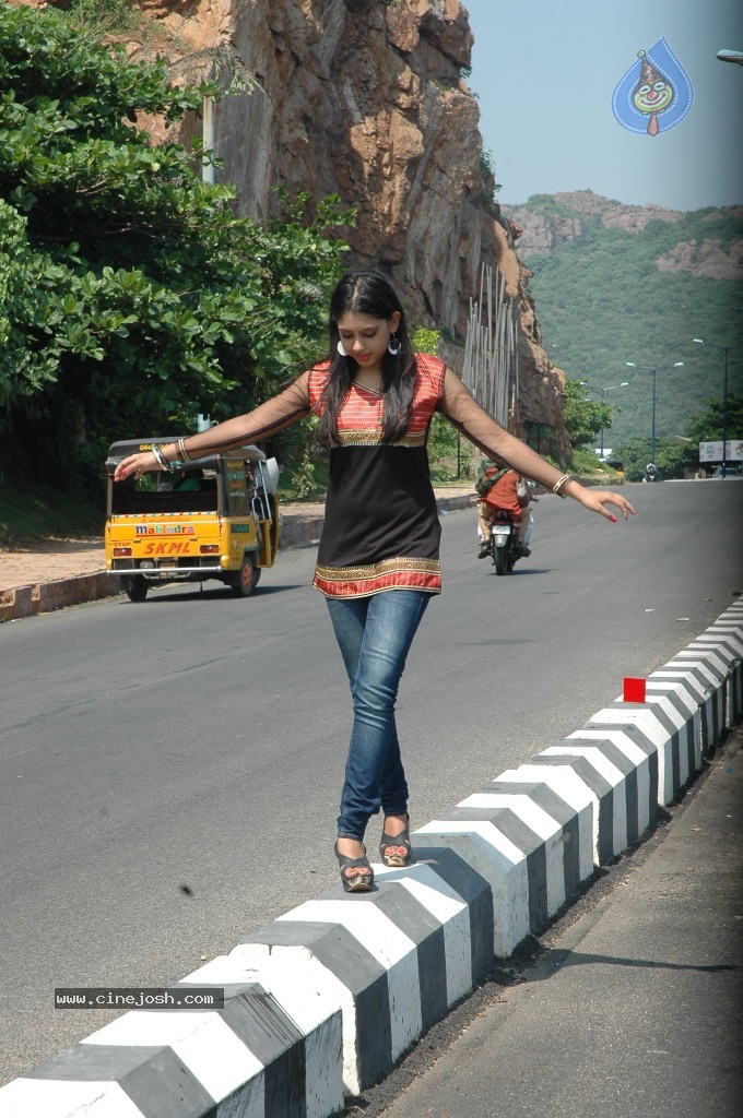 Love dot Com Movie New Gallery - 105 / 116 photos