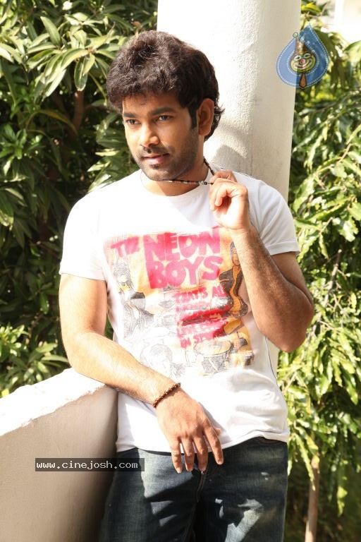 Love Idiots Movie Latest Stills - 5 / 89 photos