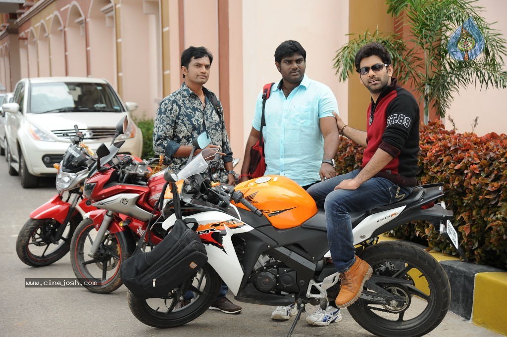 Love Idiots Movie Latest Stills - 8 / 89 photos