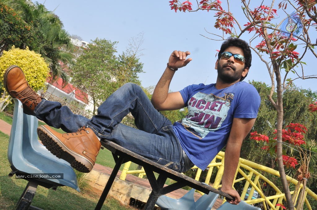 Love Idiots Movie Latest Stills - 11 / 89 photos