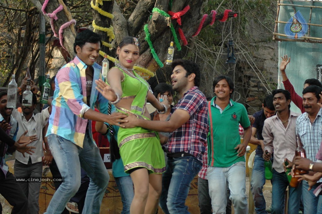 Love Idiots Movie Latest Stills - 44 / 89 photos