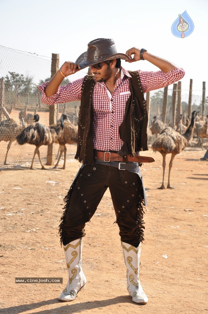 Love Life Movie Stills - 34 / 64 photos