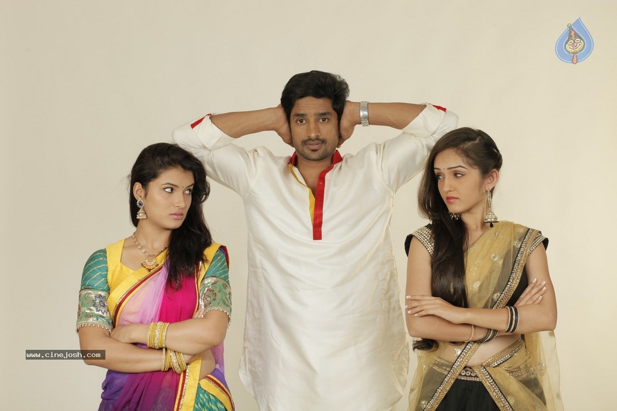 Love States Movie Stills - 22 / 26 photos
