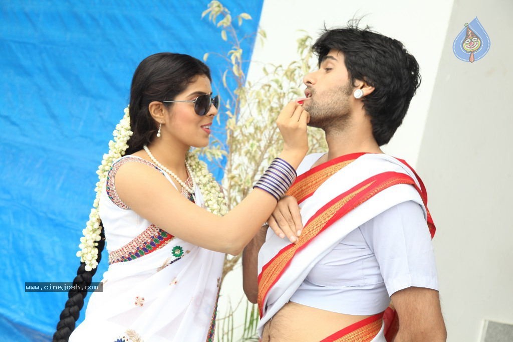 Love U Bangaram Movie New Pics - 93 / 138 photos