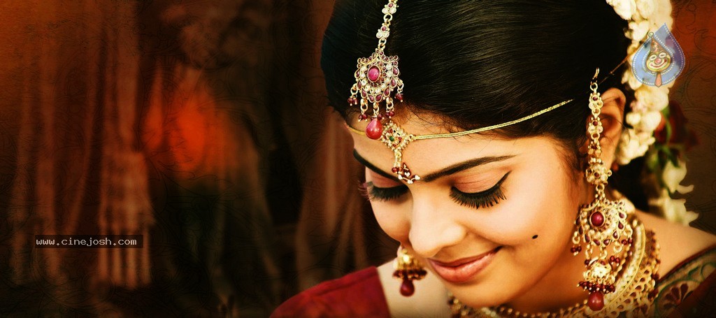 Love You Bangaram New Photos - 17 / 34 photos