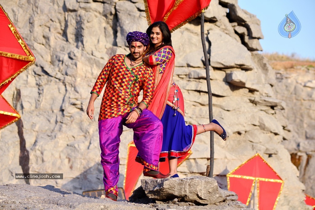 Lovers Movie New Stills - 2 / 12 photos