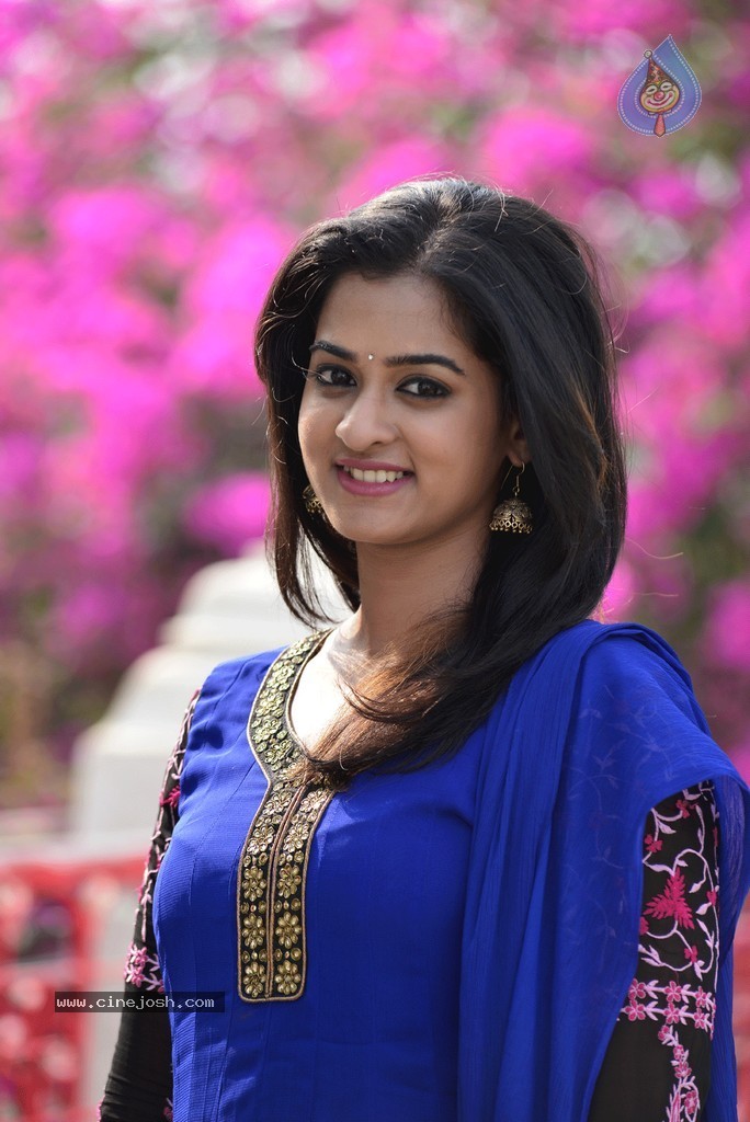 Lovers Movie Stills Photo 4 of 7