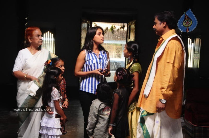 Maa Abbai Engineering Student Movie Stills - 28 / 34 photos