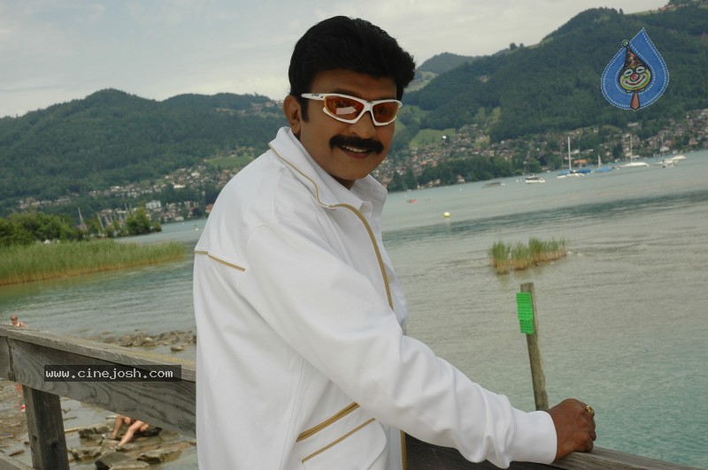 Maa Annayya Bangaram Movie Gallery - 31 / 75 photos