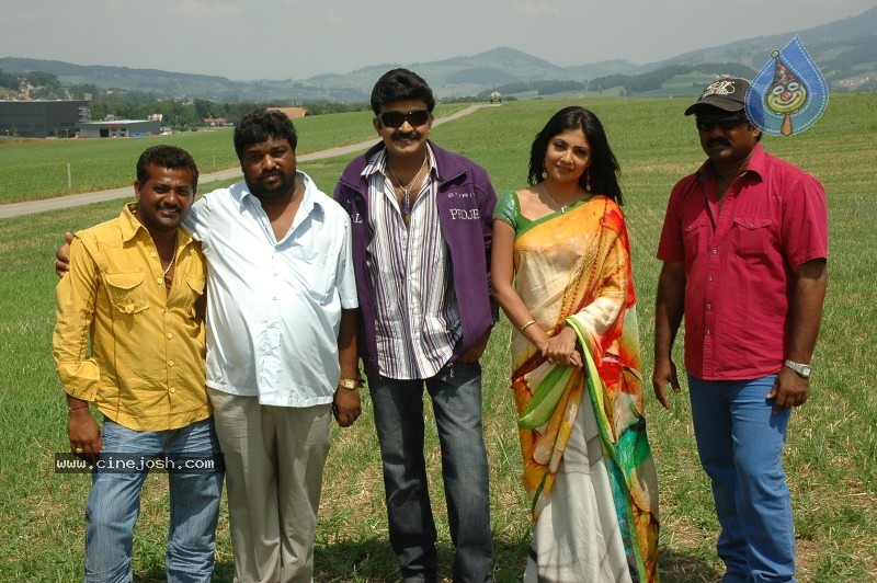 Maa Annayya Bangaram Movie Gallery - 45 / 75 photos