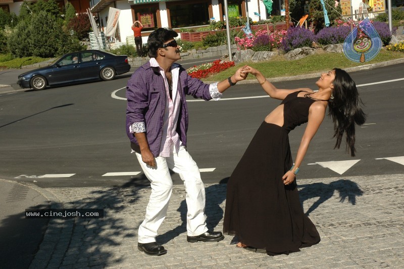 Maa Annayya Bangaram Movie Gallery - 53 / 75 photos