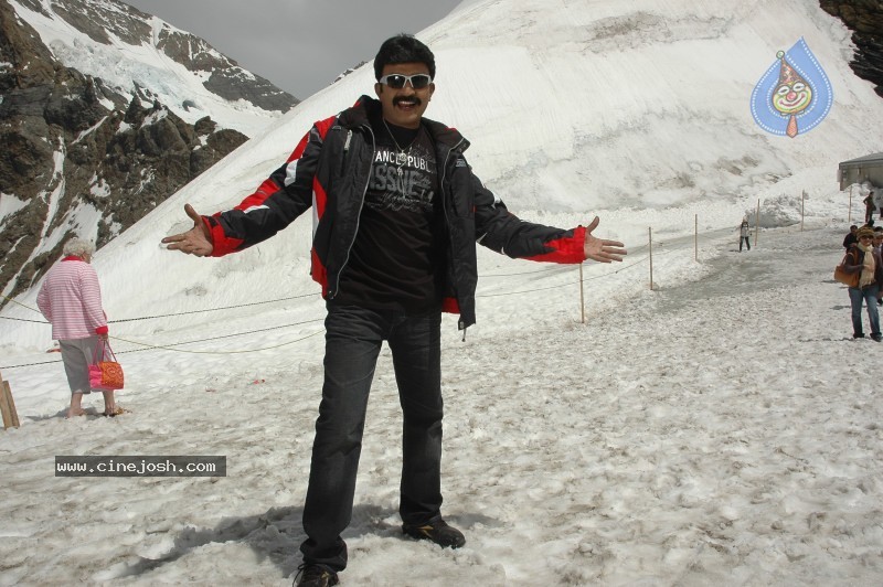 Maa Annayya Bangaram Movie Gallery - 64 / 75 photos