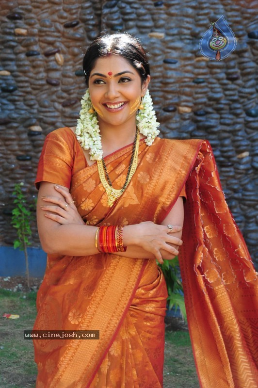 Maa Annayya Bangaram Movie Latest Stills - 49 / 78 photos