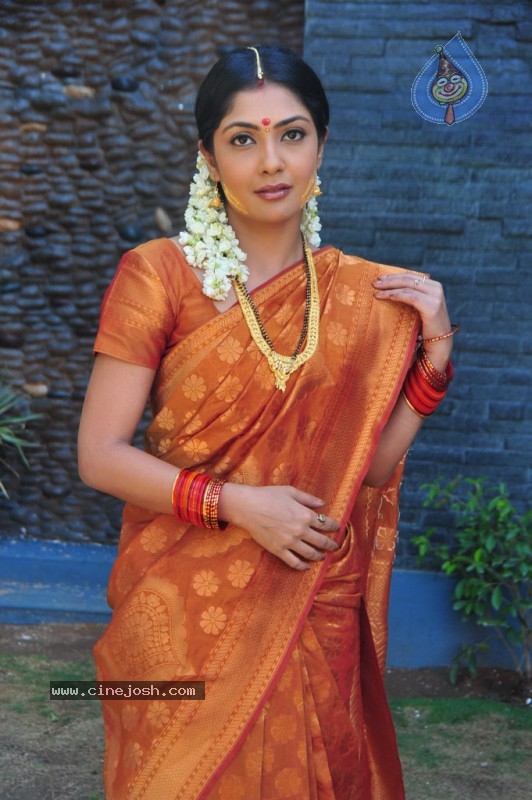 Maa Annayya Bangaram Movie Latest Stills - 62 / 78 photos