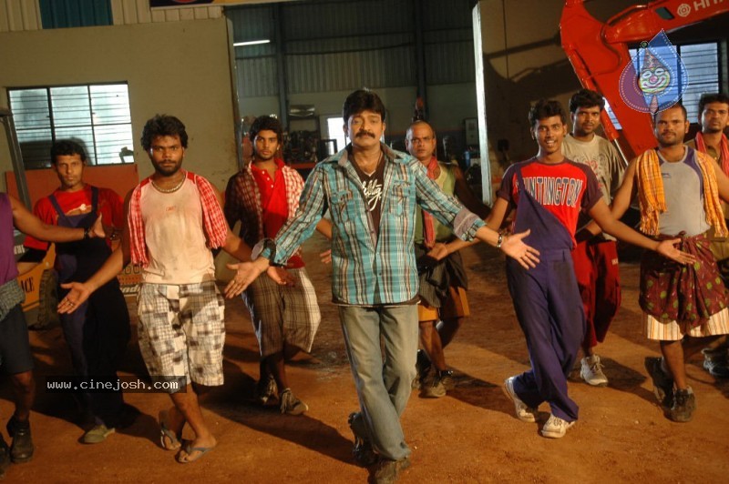 Maa Annayya Bangaram Movie Stills - 7 / 46 photos