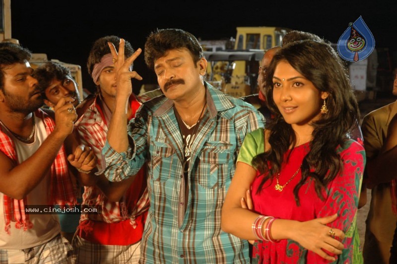 Maa Annayya Bangaram Movie Stills - 17 / 46 photos