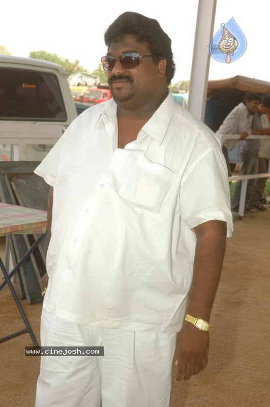 Maa Annayya Bangaram Movie Stills - 32 / 46 photos