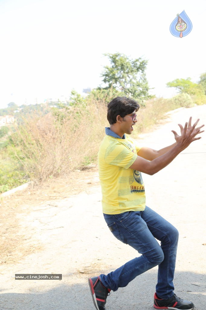 Maa Palle Repallantaa Movie Stills - 8 / 42 photos