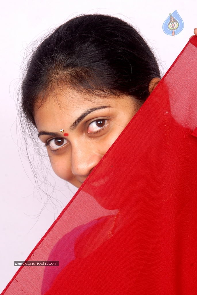 Maa Voollo Osari Em Jarigindante Movie Stills - 32 / 46 photos