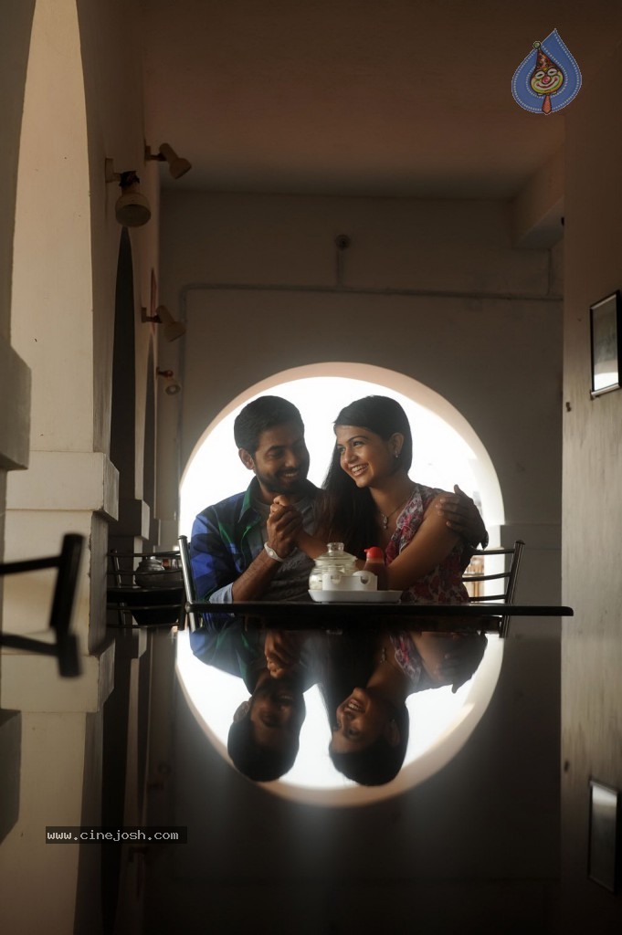 Maalai Poluthin Mayakathilaey Tamil Movie Stills - 37 / 75 photos