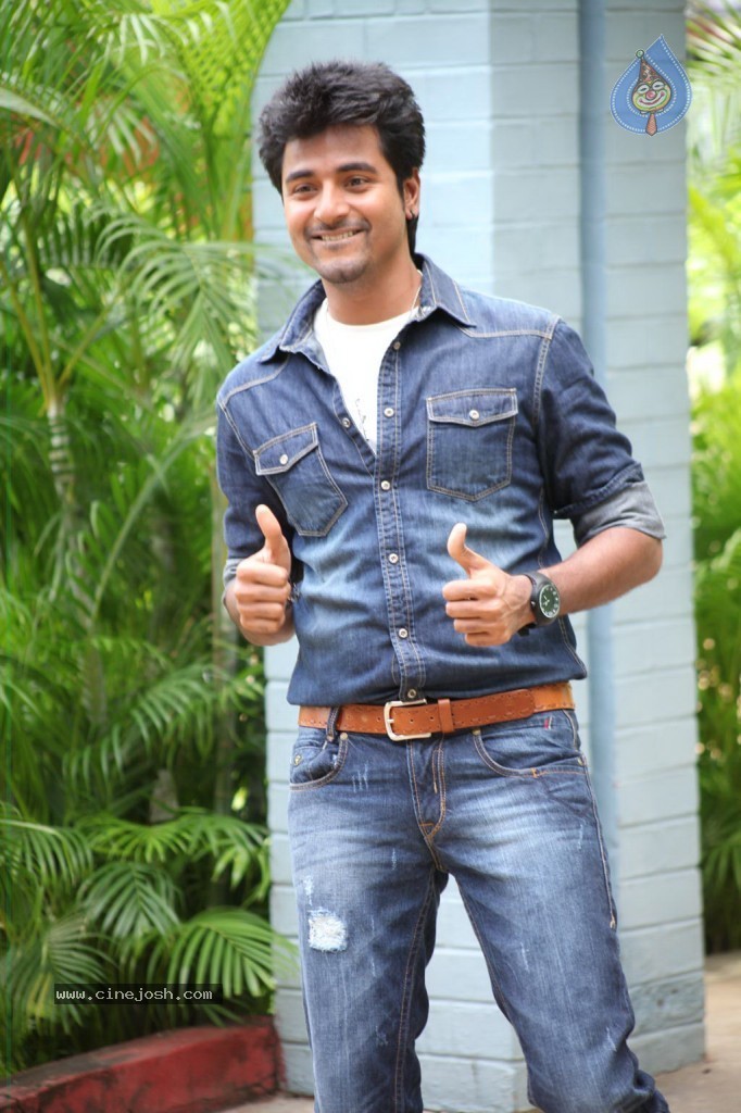 Maan Karate Tamil Movie Stills - 44 / 91 photos