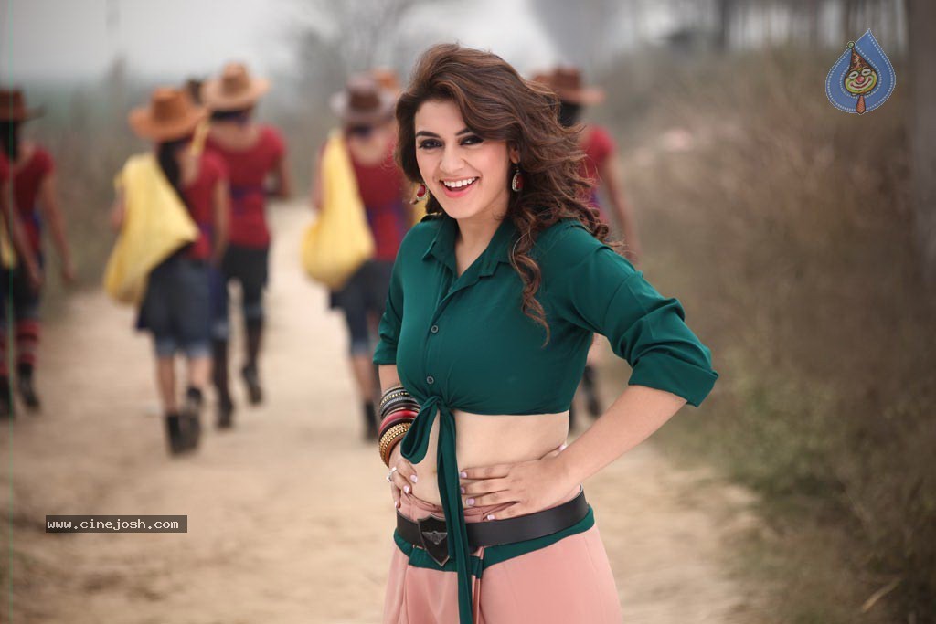 Maan Karate Tamil Movie Stills - 60 / 91 photos