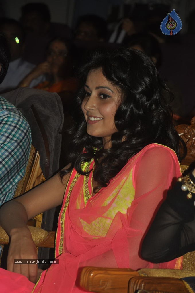 Maanadhi Mayam Seithai Tamil Movie Photos - 41 / 115 photos