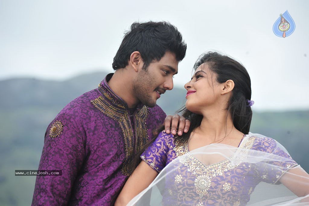Maanadhi Mayam Seithai Tamil Movie Photos - 93 / 115 photos