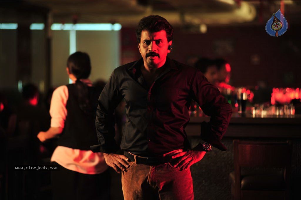 Maanadhi Mayam Seithai Tamil Movie Photos - 108 / 115 photos