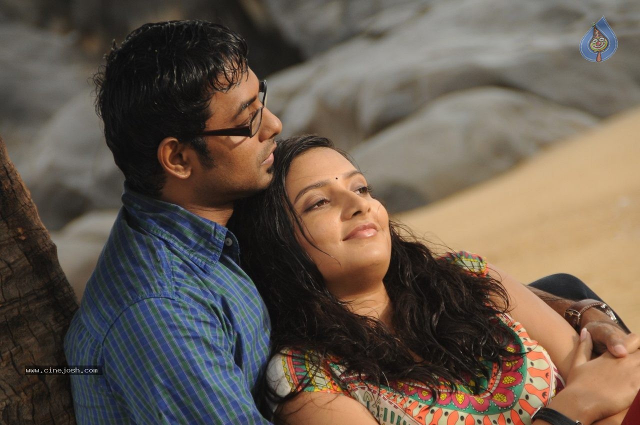 Maane Thene Peye Tamil Movie Stills - 3 / 18 photos