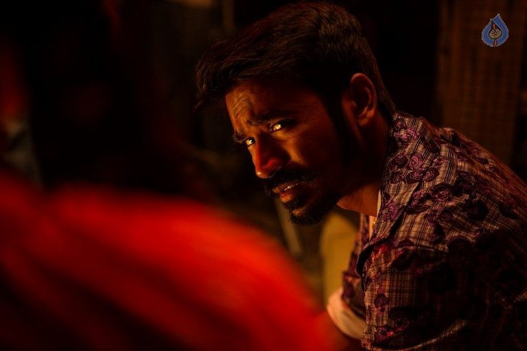 Maari Tamil Movie Photos - 9 / 13 photos