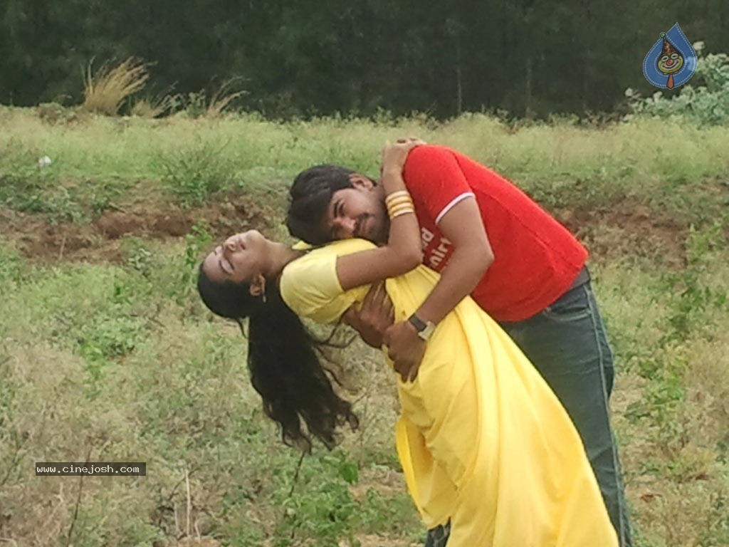 Maasi Thiruvizha Tamil Movie Stills - 21 / 45 photos