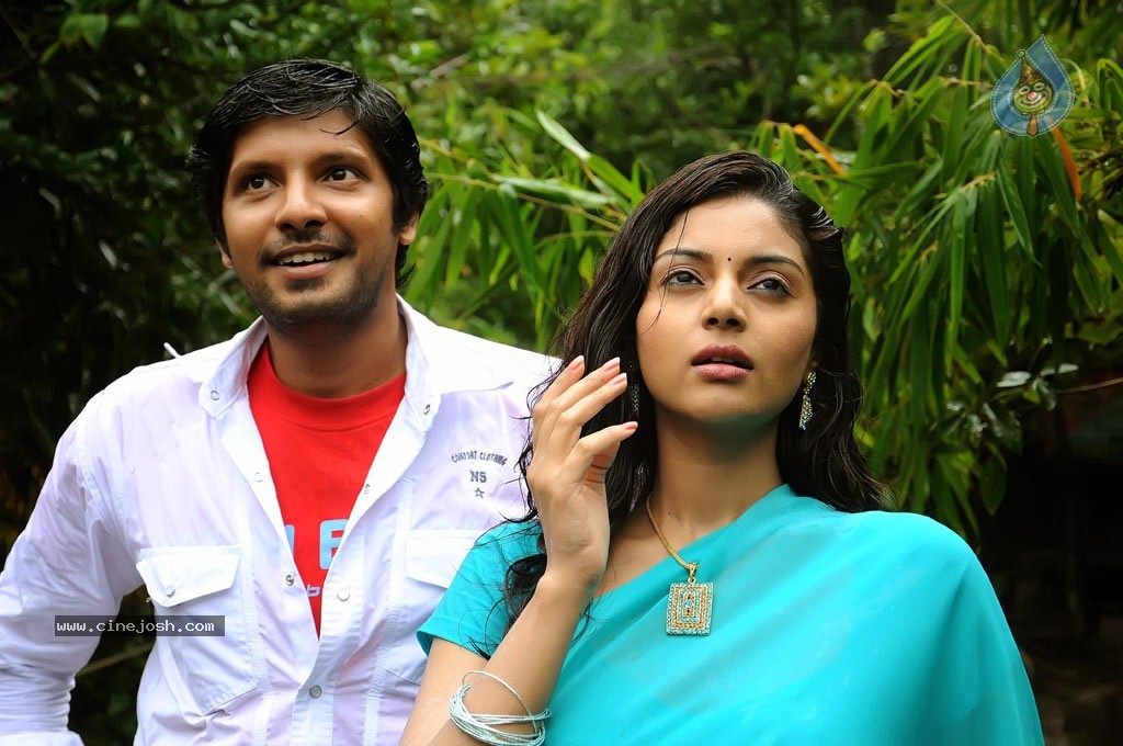 Maayai Tamil Movie New Stills - 37 / 51 photos