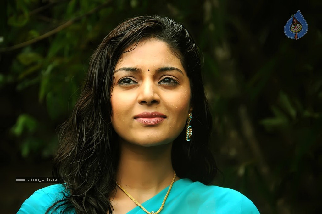 Maayai Tamil Movie New Stills - 48 / 51 photos