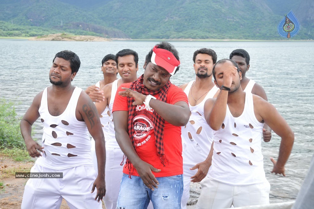Machan Tamil Movie Hot Photos - 21 / 99 photos