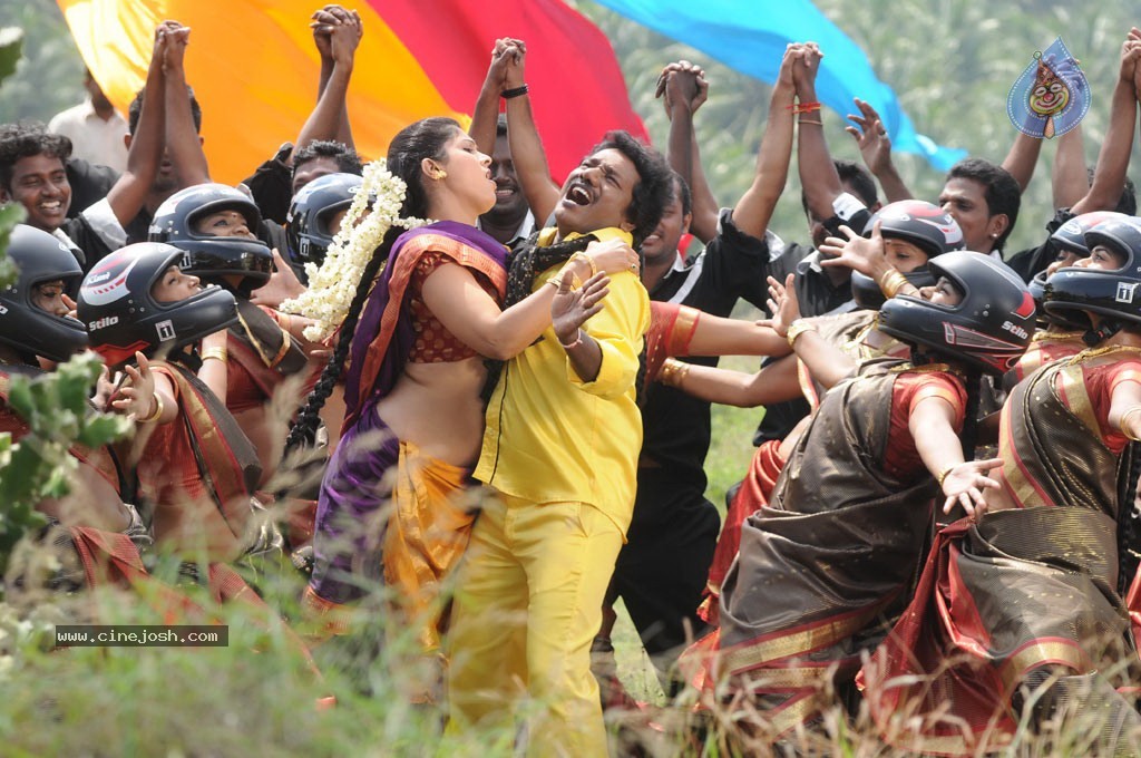 Machan Tamil Movie Hot Photos - 75 / 99 photos