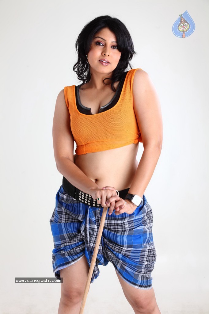 Machan Tamil Movie Spicy Stills - 6 / 55 photos
