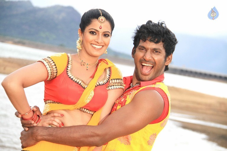 Madha Gaja Raja Stills - 10 / 10 photos