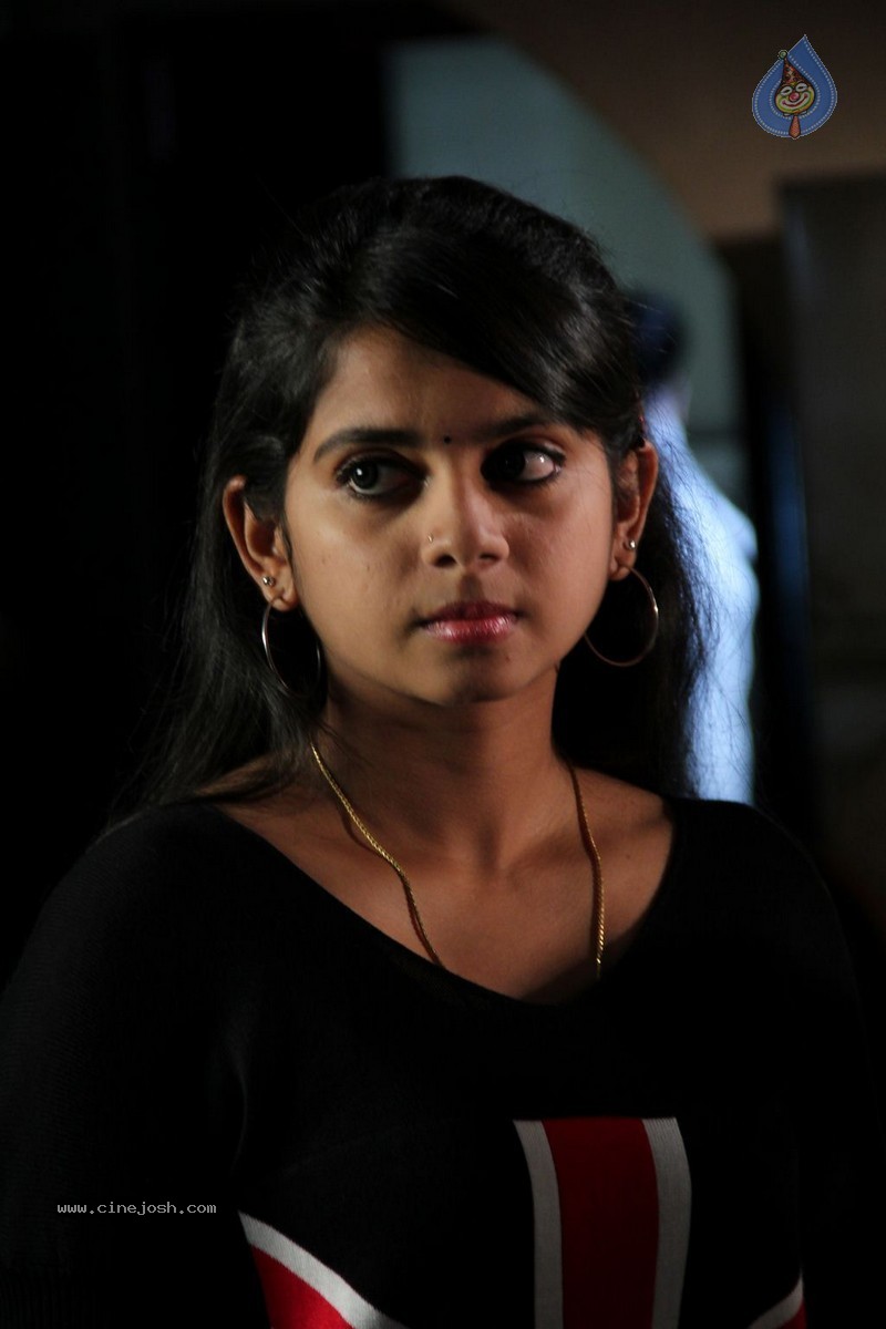 Maharani Kottai Tamil Movie Stills - 13 / 34 photos