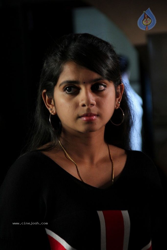 Maharani Kottai Tamil Movie Stills - 11 / 66 photos