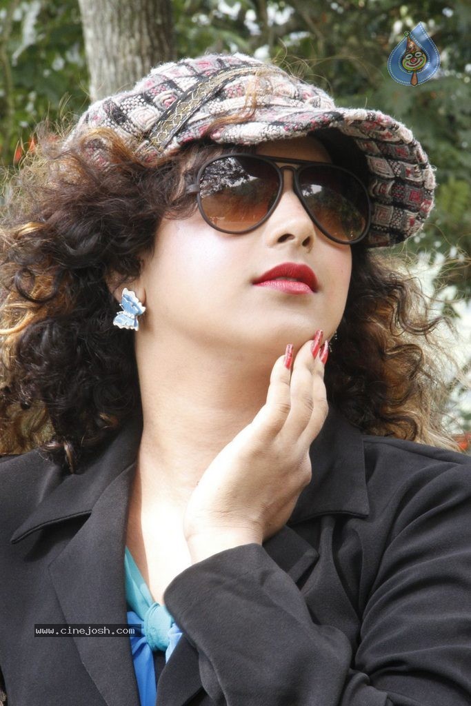 Maharani Kottai Tamil Movie Stills - 41 / 66 photos