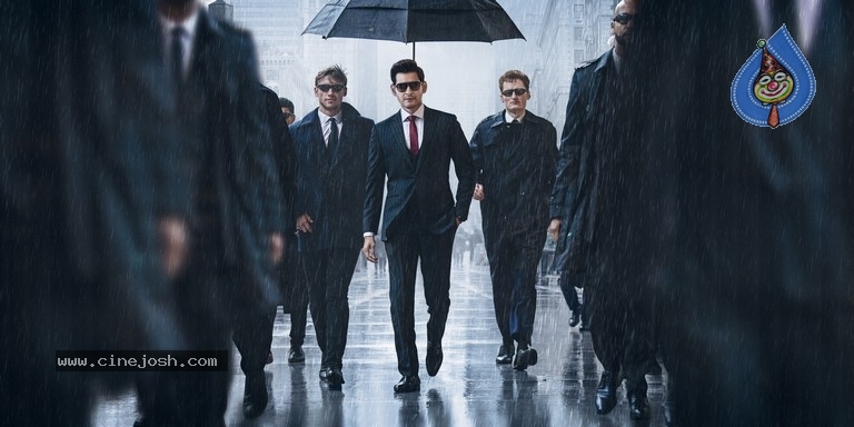 Maharshi Second Look Poster and Still - 2 / 2 photos
