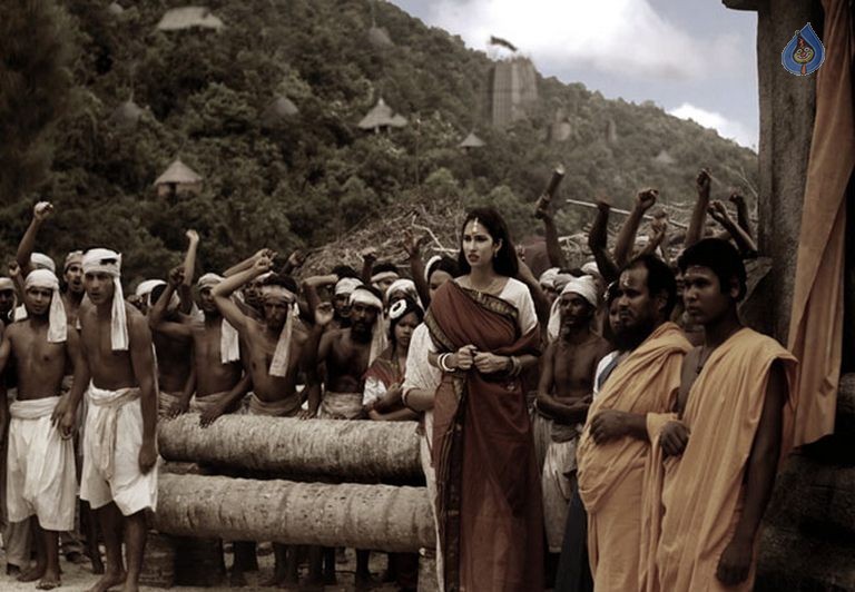 Mahavamsam Movie Photos and Posters - 20 / 34 photos
