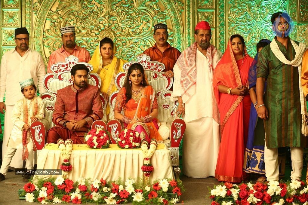 Mailanchi Monjulla Veedu Film Stills - 2 / 120 photos