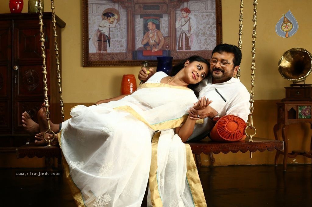 Mailanchi Monjulla Veedu Film Stills - 43 / 120 photos