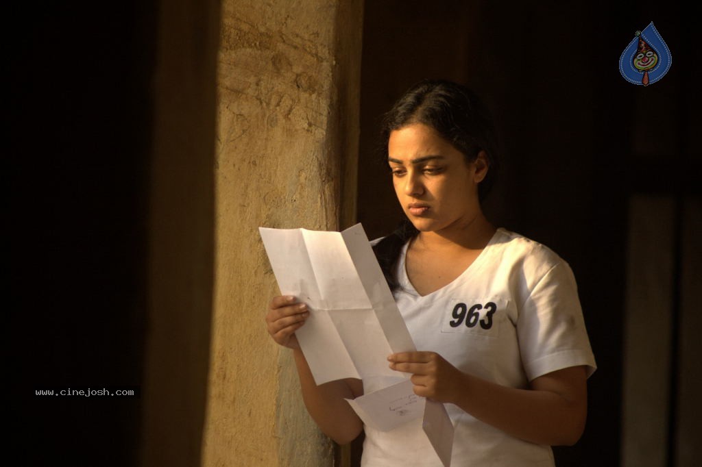 Malini 22 Movie New Stills - 45 / 76 photos
