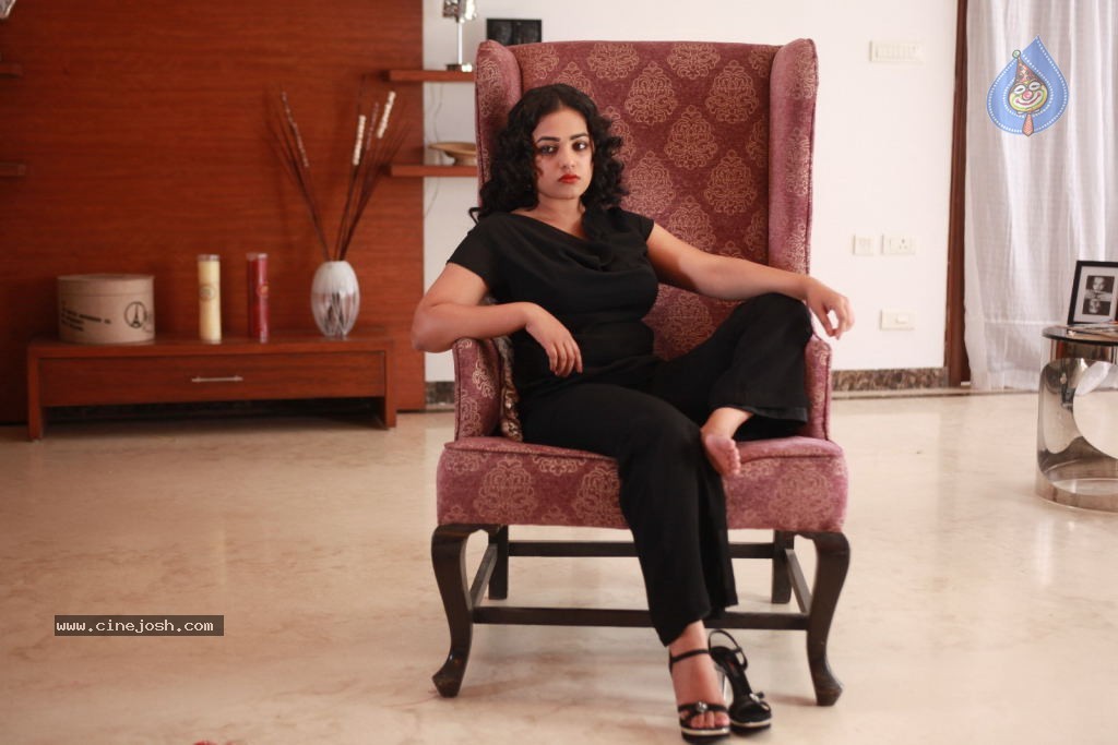 Malini 22 Movie New Stills - 73 / 76 photos