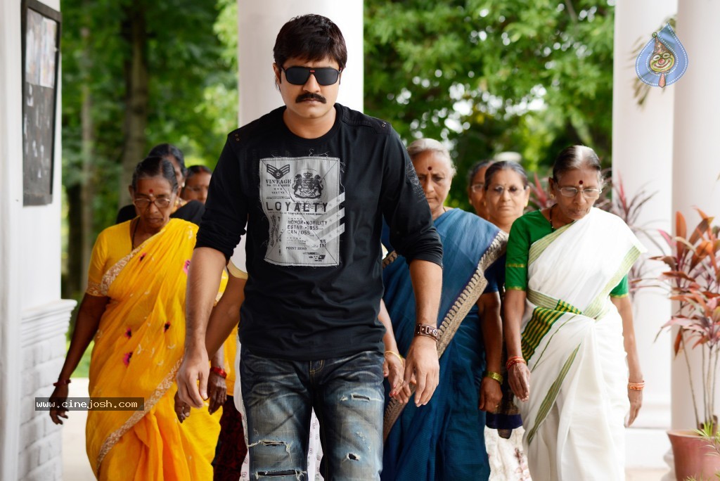 Malli Gadu Marriage Bureau Stills - 21 / 26 photos