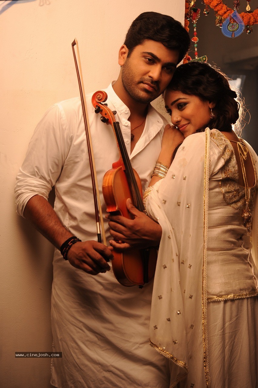 Malli Malli Idhi Rani Roju Gallery - 19 / 26 photos